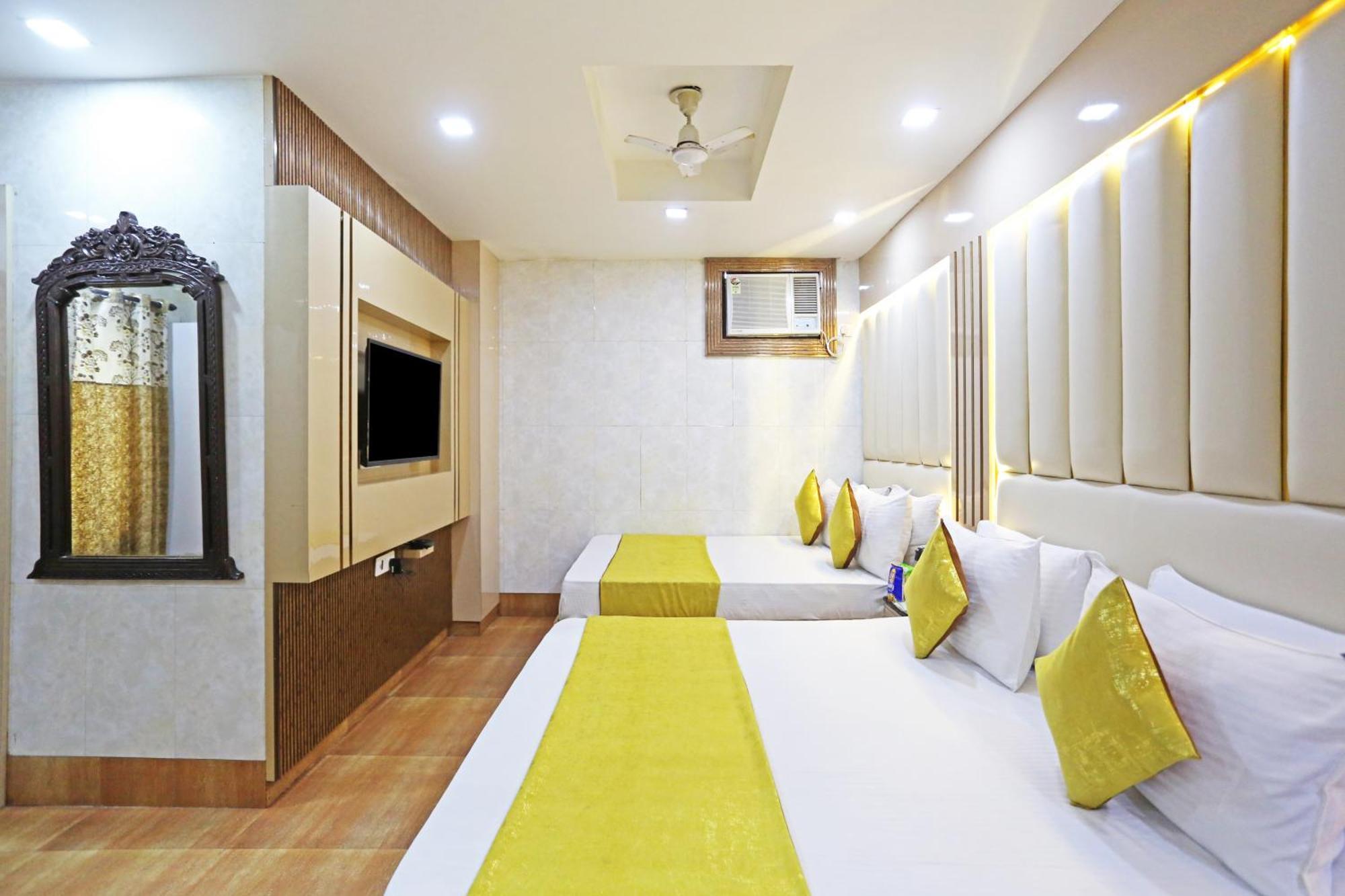 Hotel Preet Palace -5 Mints Walk From Nizamuddin Railway Station New Delhi Eksteriør bilde
