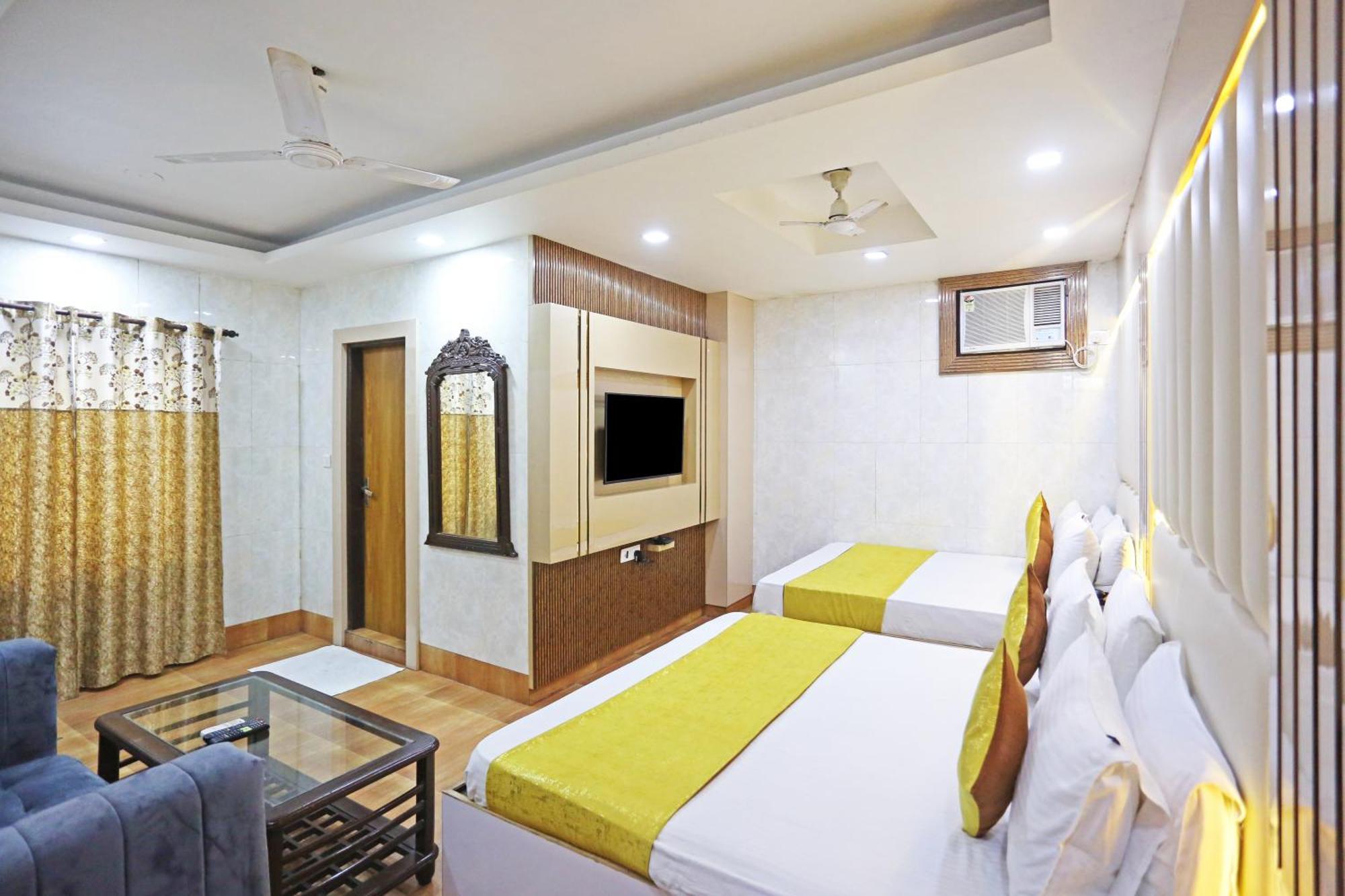 Hotel Preet Palace -5 Mints Walk From Nizamuddin Railway Station New Delhi Eksteriør bilde